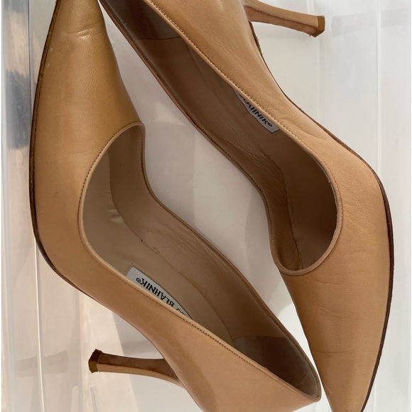 Manolo Blahnik Neutral heels - Picture 3 of 9